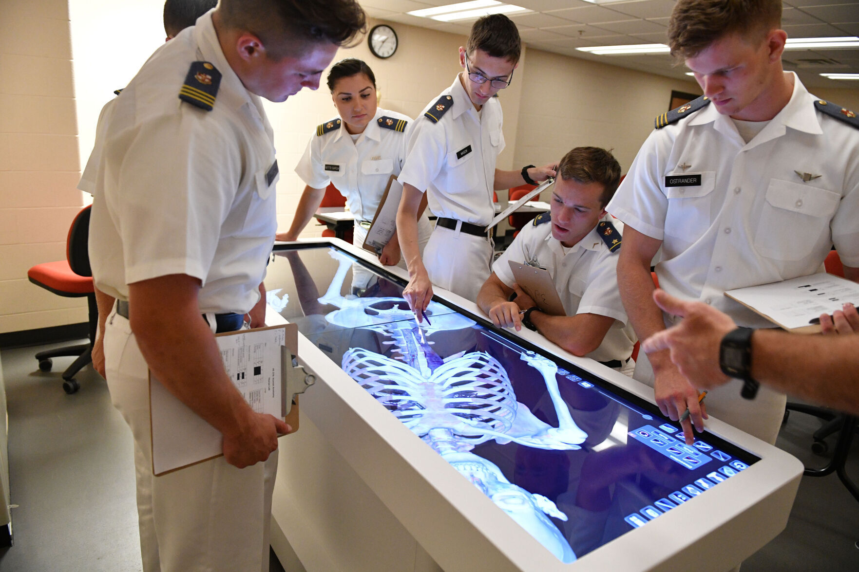 AnatomageLab2020KN11.jpg